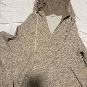 Vanilla Bay Leopard Print Hoodie - Tan and Cream